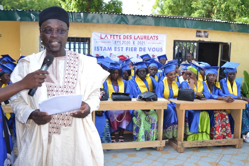 Remise des parchemins aux lauréats BTS 2021 Image 6