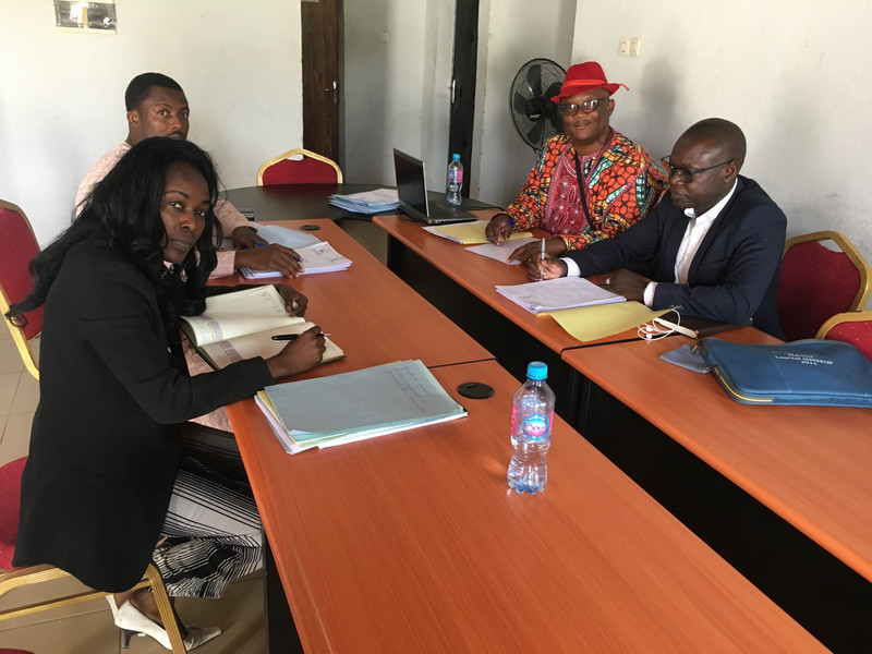 Séance de travail avec la tutelle académique (FALSH Maroua)  ... Image 1